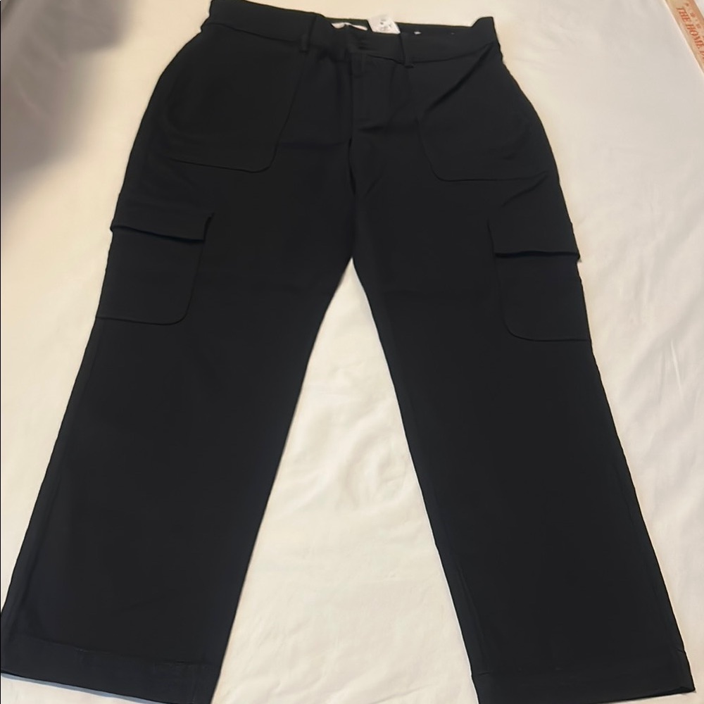 LOFT Black Cargo Pants Straight Leg size 6 NWT